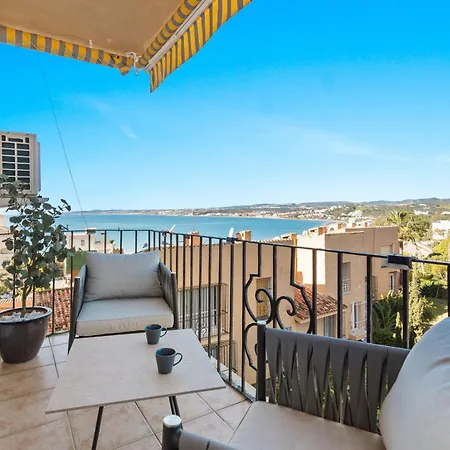 44 With Sea View Near Marina