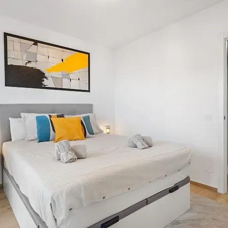 44 With Sea View Near Marina Lejlighed Estepona