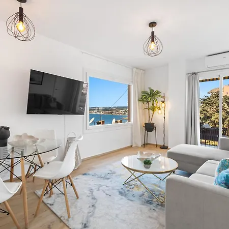44 With Sea View Near Marina Estepona