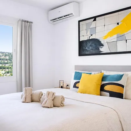 44 With Sea View Near Marina Appartement *